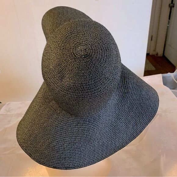 DIST RICT Wide Brim Floppy Straw Hat Black Sz M/L Gorgeous - Picture 3 of 7